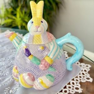 Adorable Vintage Spring Easter Bunny Pastel Teapot - Farmhouse Cottagecore Ready